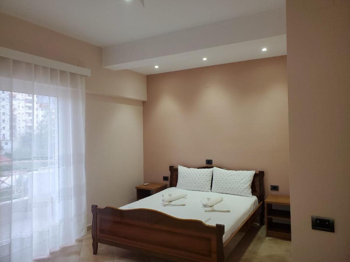 Vila Papa Durrës 외부 사진